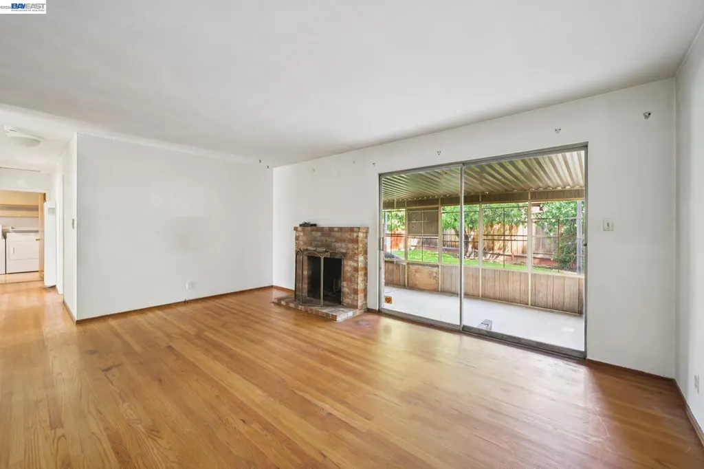 36113 La Salle Drive Newark CA 94560