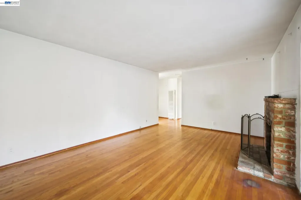 36113 La Salle Drive Newark CA 94560