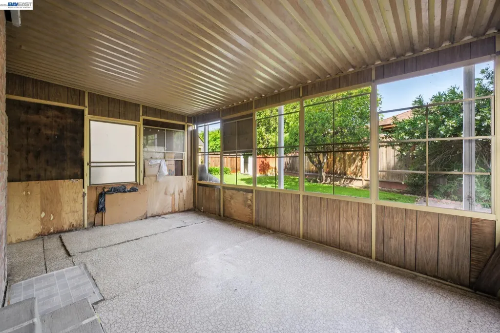 36113 La Salle Drive Newark CA 94560