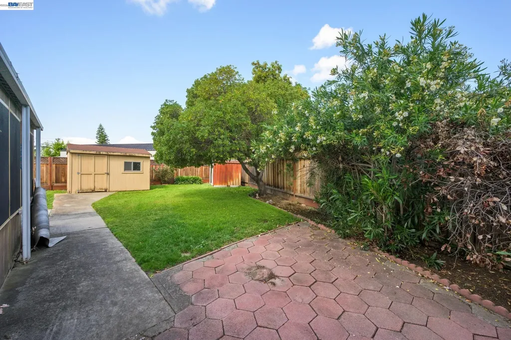 36113 La Salle Drive Newark CA 94560