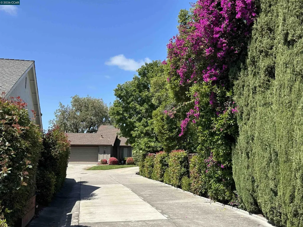 4864 Shadowfalls Drive Martinez CA 94553
