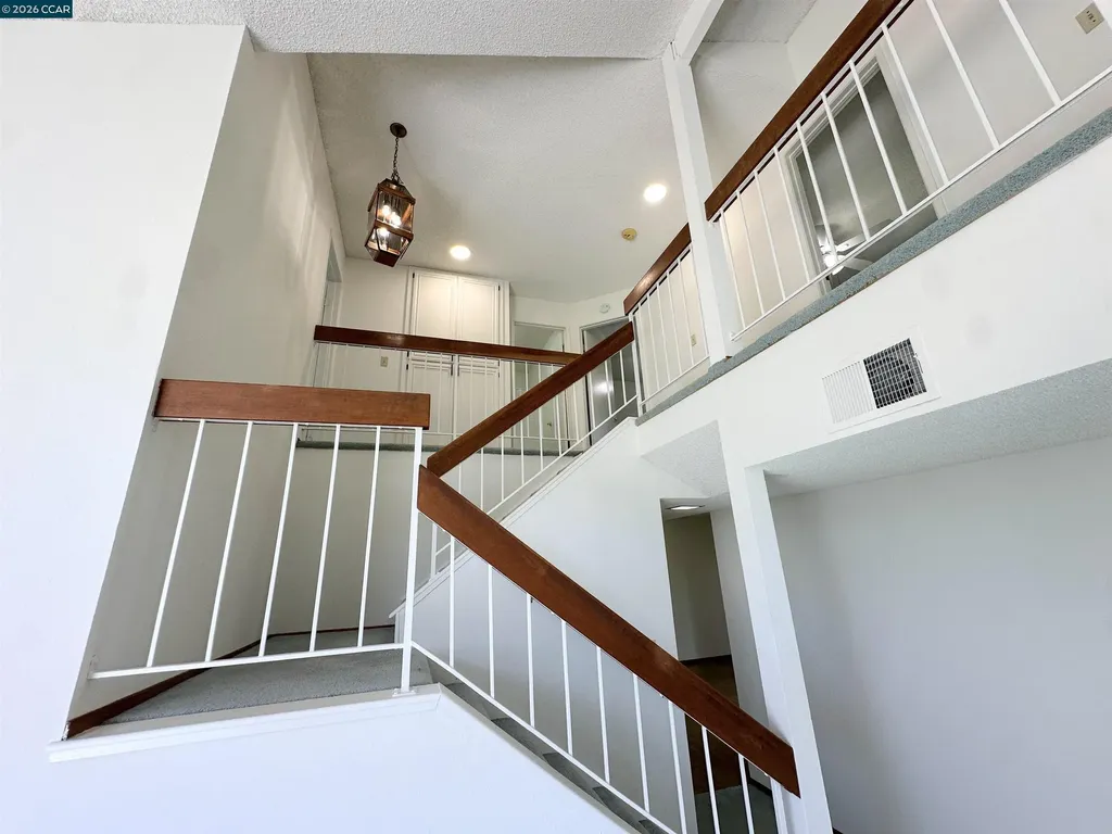 4864 Shadowfalls Drive Martinez CA 94553