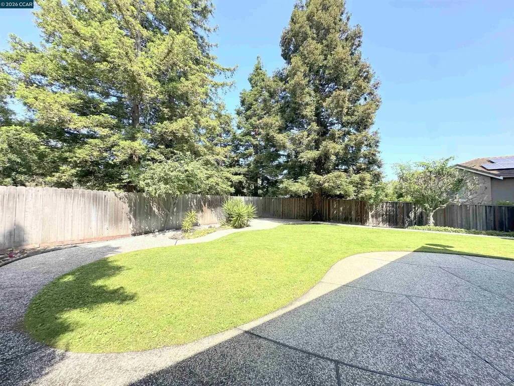 4864 Shadowfalls Drive Martinez CA 94553