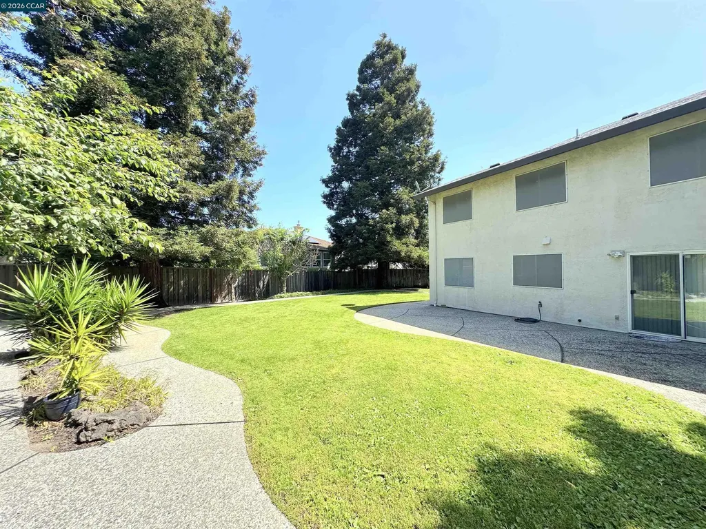 4864 Shadowfalls Drive Martinez CA 94553