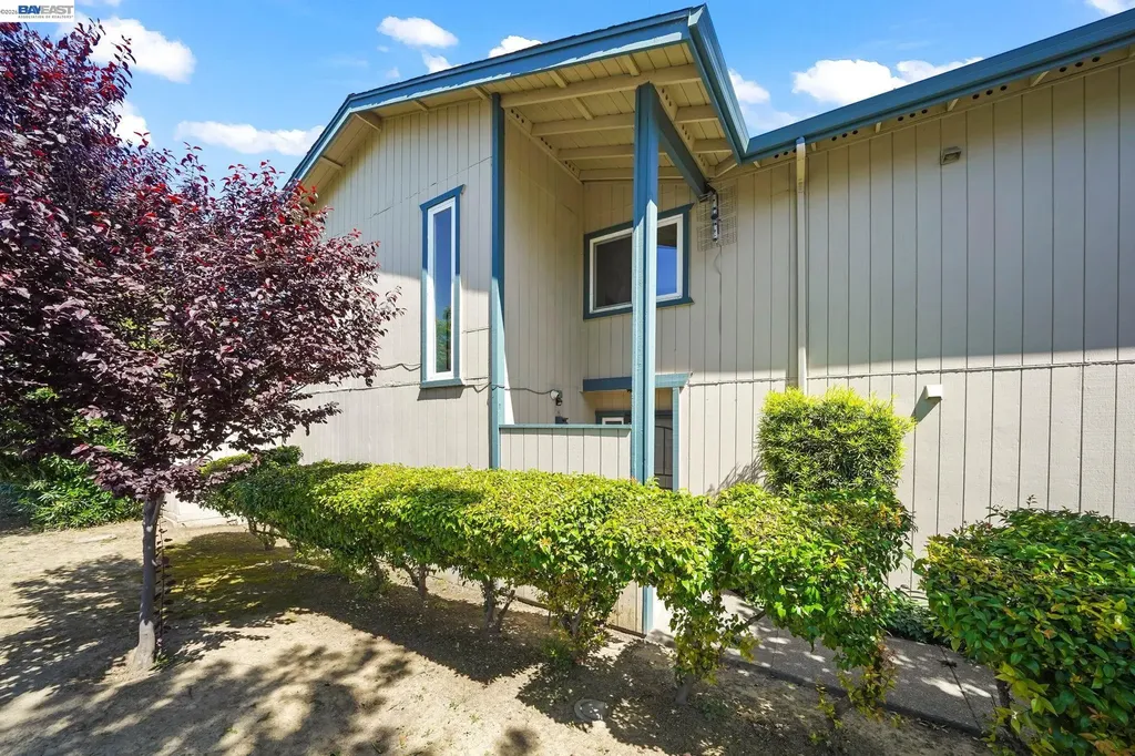 40300 Grimmer Boulevard Fremont CA 94538