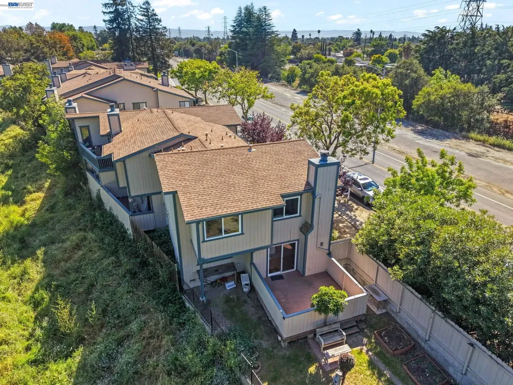 40300 Grimmer Boulevard Fremont CA 94538