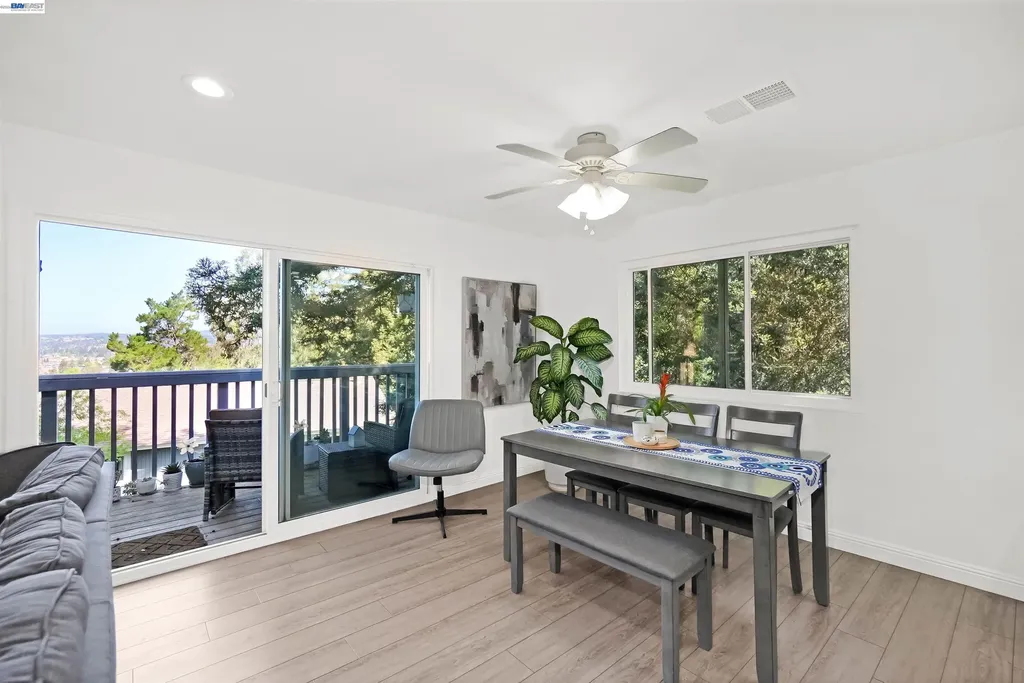 2294 D Street Hayward CA 94541