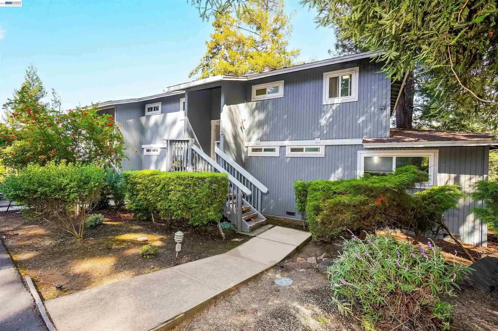 2294 D Street Hayward CA 94541