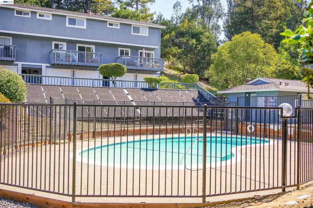 2294 D Street Hayward CA 94541