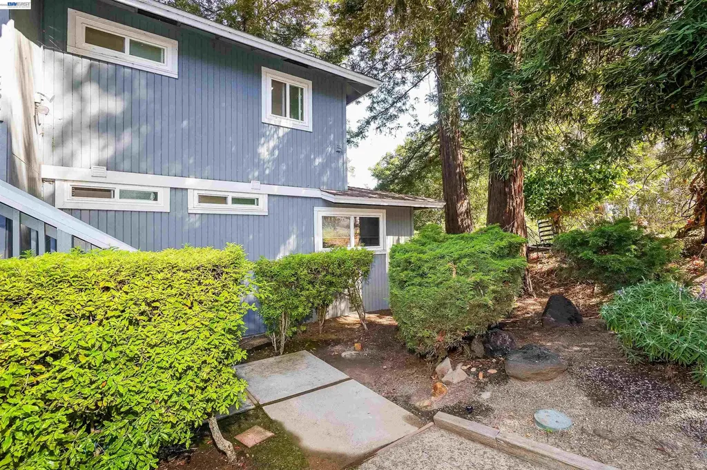 2294 D Street Hayward CA 94541