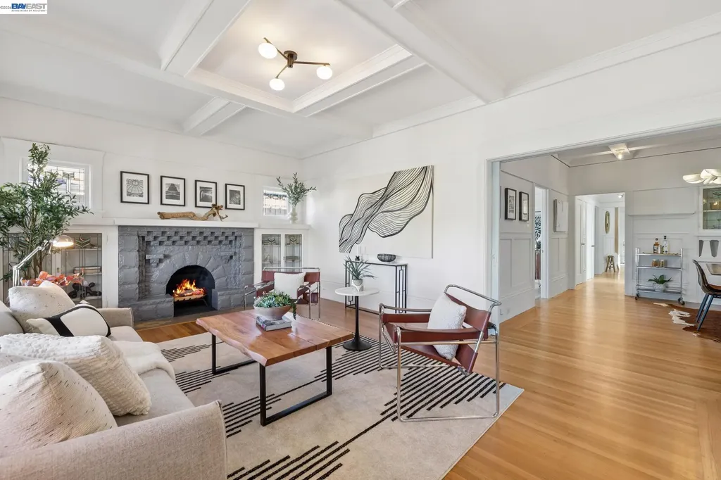 1516 Wellington Street Oakland CA 94602