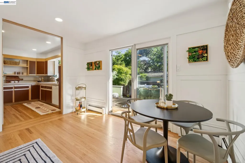 1516 Wellington Street Oakland CA 94602