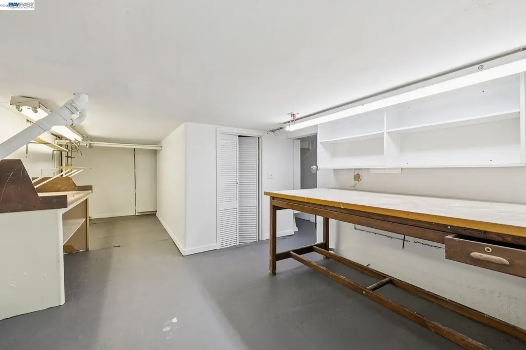 1516 Wellington Street Oakland CA 94602