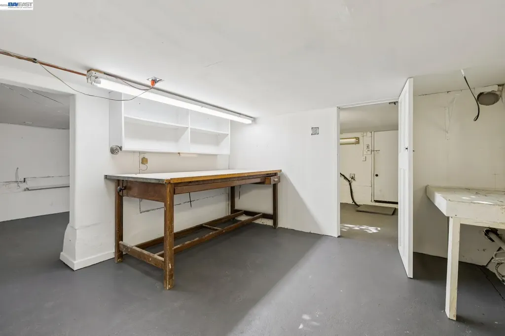 1516 Wellington Street Oakland CA 94602