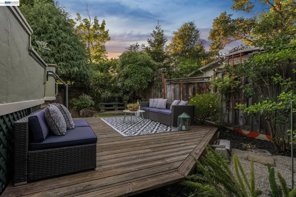 1516 Wellington Street Oakland CA 94602