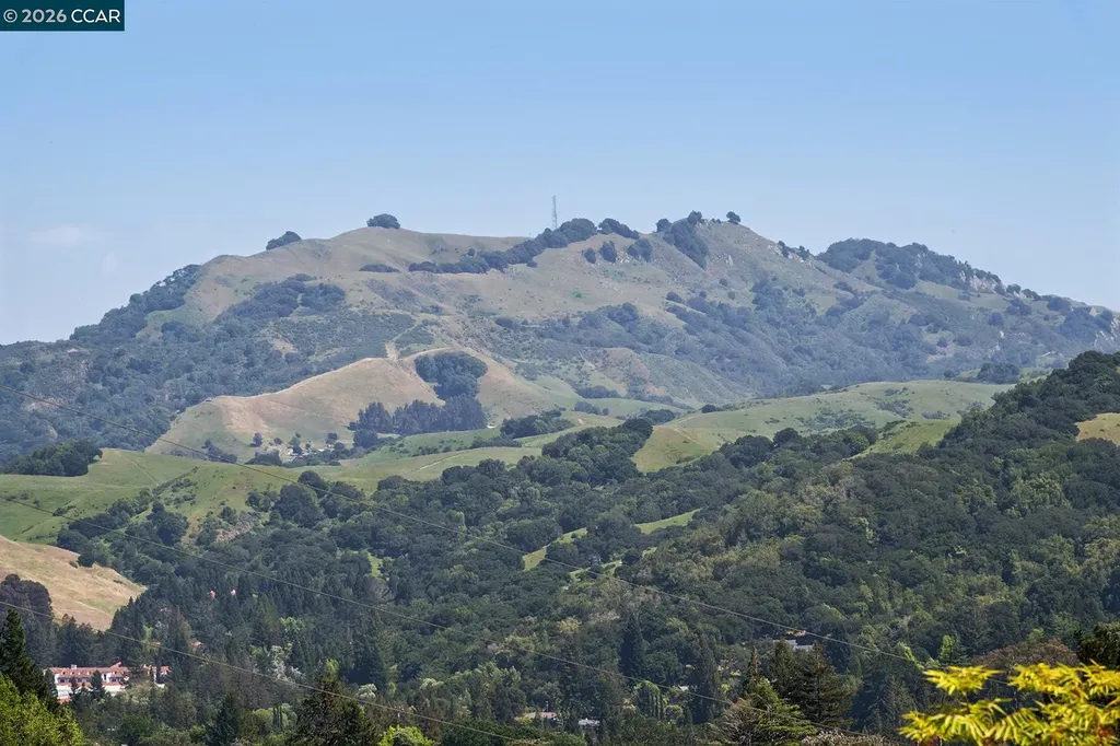 101 Warfield Drive Moraga CA 94556