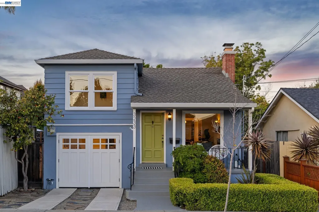 3233 San Jose Avenue Alameda CA 94501