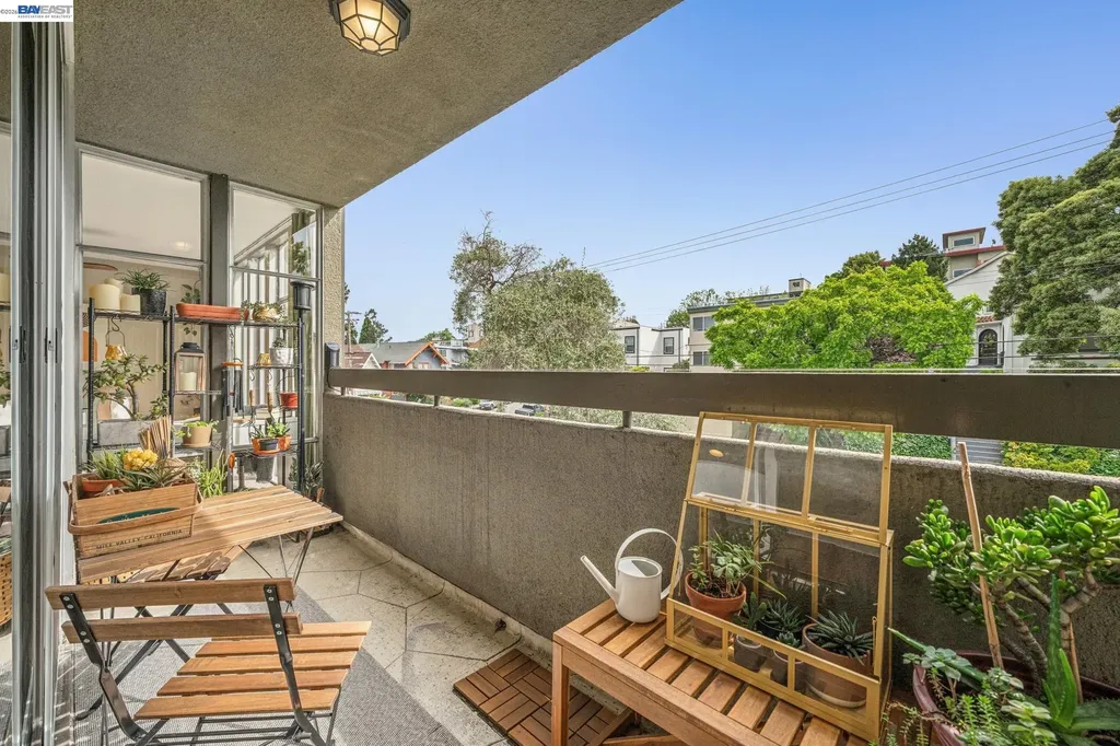 398 Adams Street Oakland CA 94610