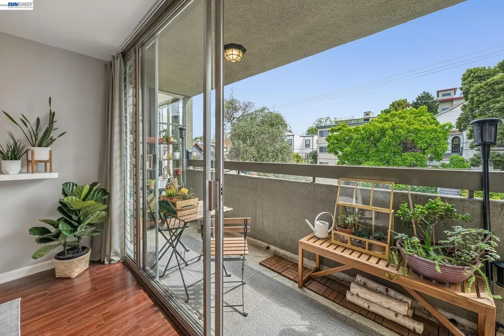 398 Adams Street Oakland CA 94610