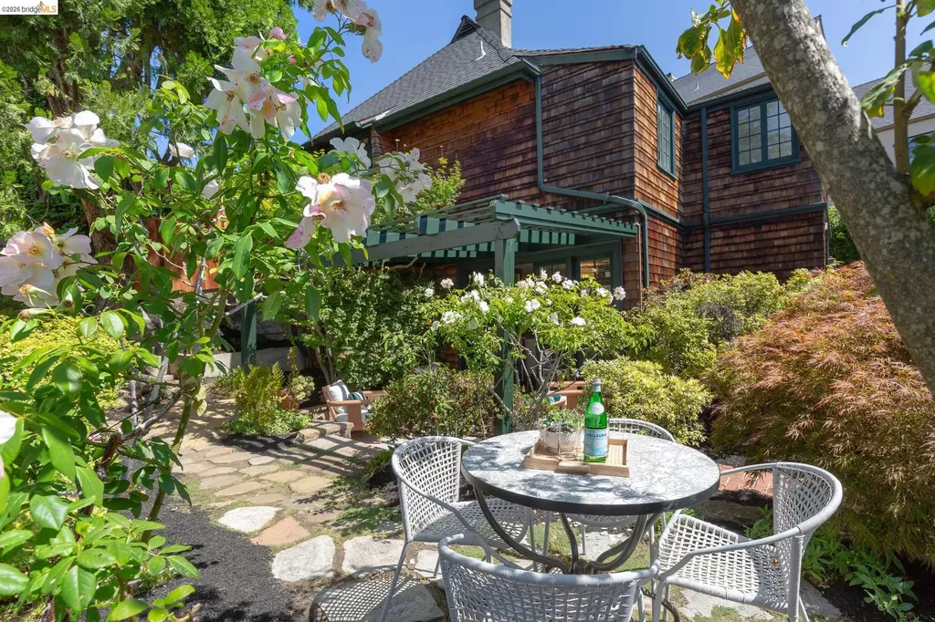 575 Blair Avenue Piedmont CA 94611