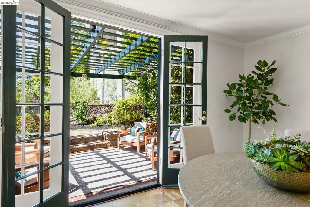575 Blair Avenue Piedmont CA 94611