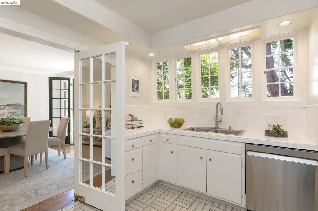 575 Blair Avenue Piedmont CA 94611