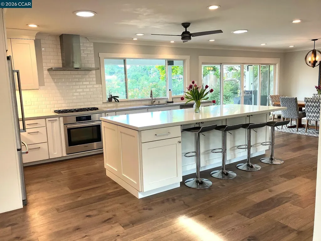 136 Ardith Drive Orinda CA 94563