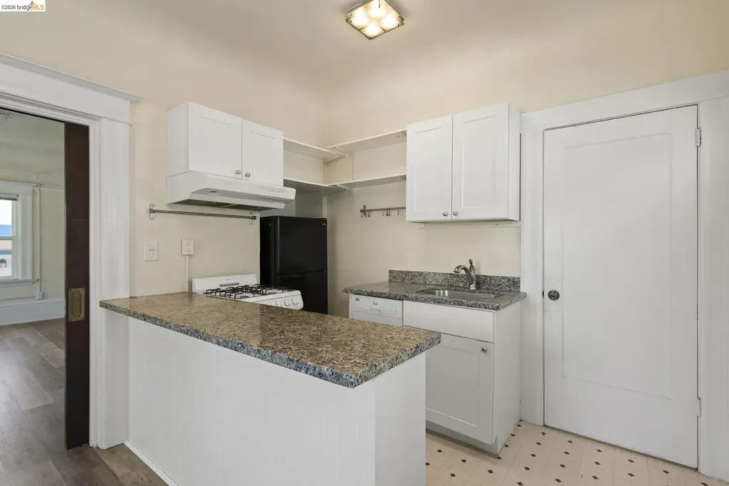 6437 Telegraph Avenue Oakland CA 94609