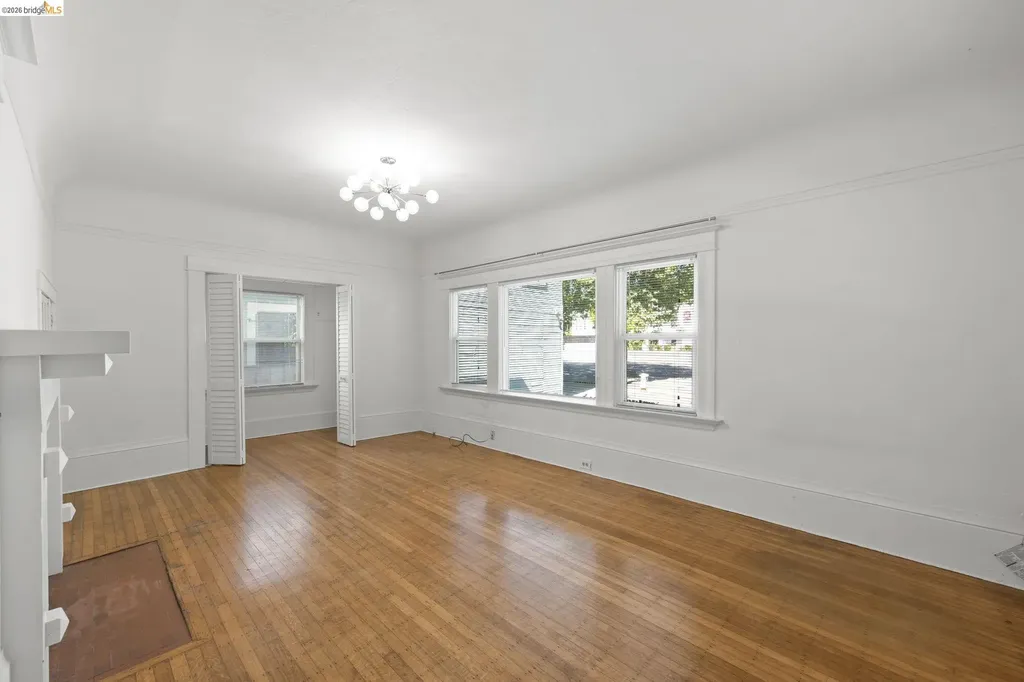 6437 Telegraph Avenue Oakland CA 94609