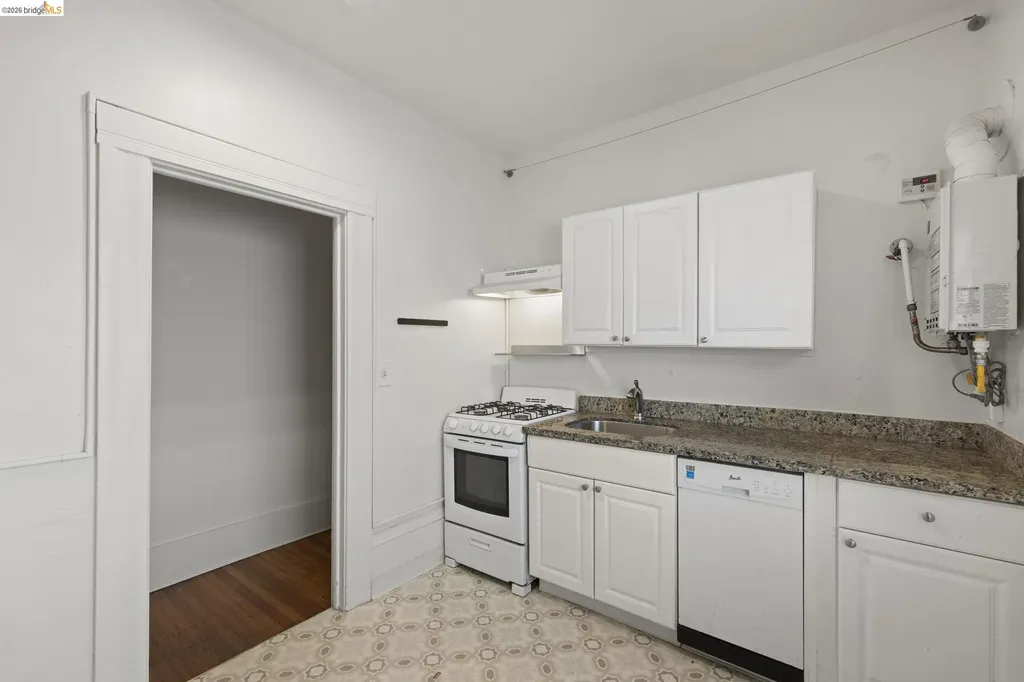 6437 Telegraph Avenue Oakland CA 94609