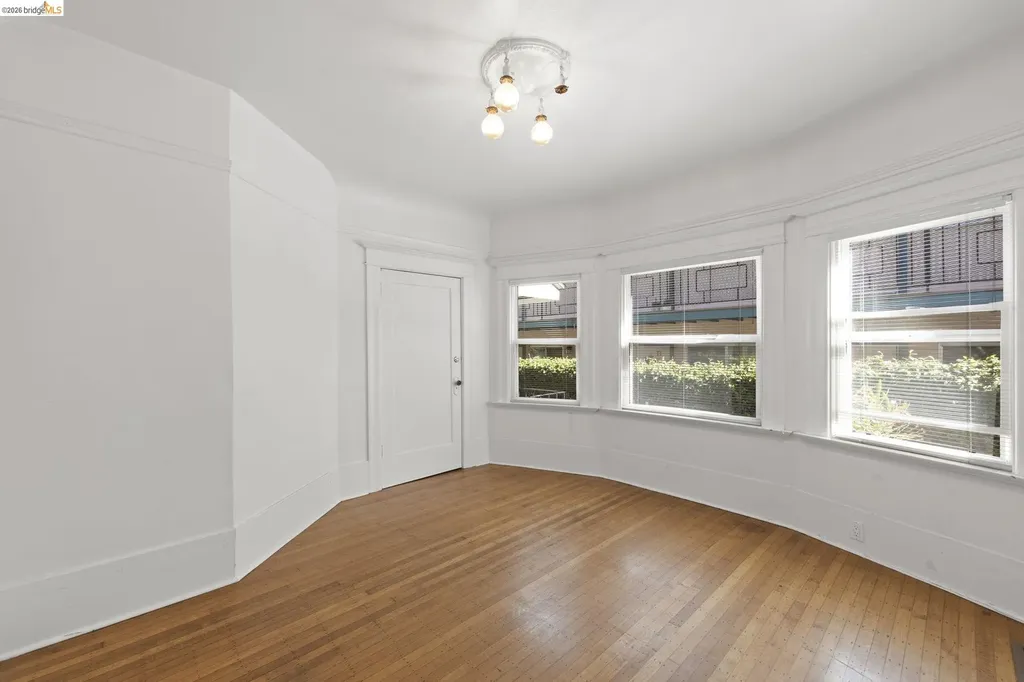 6437 Telegraph Avenue Oakland CA 94609