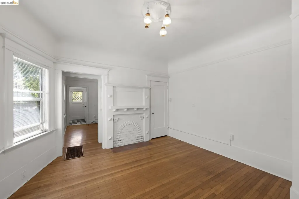 6437 Telegraph Avenue Oakland CA 94609