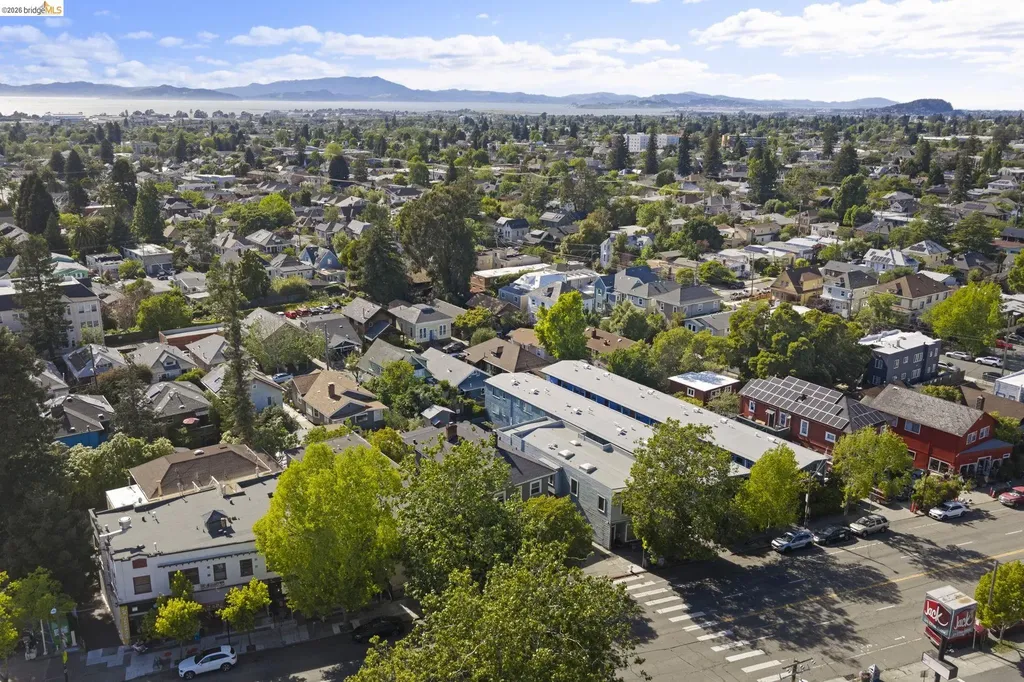 6437 Telegraph Avenue Oakland CA 94609