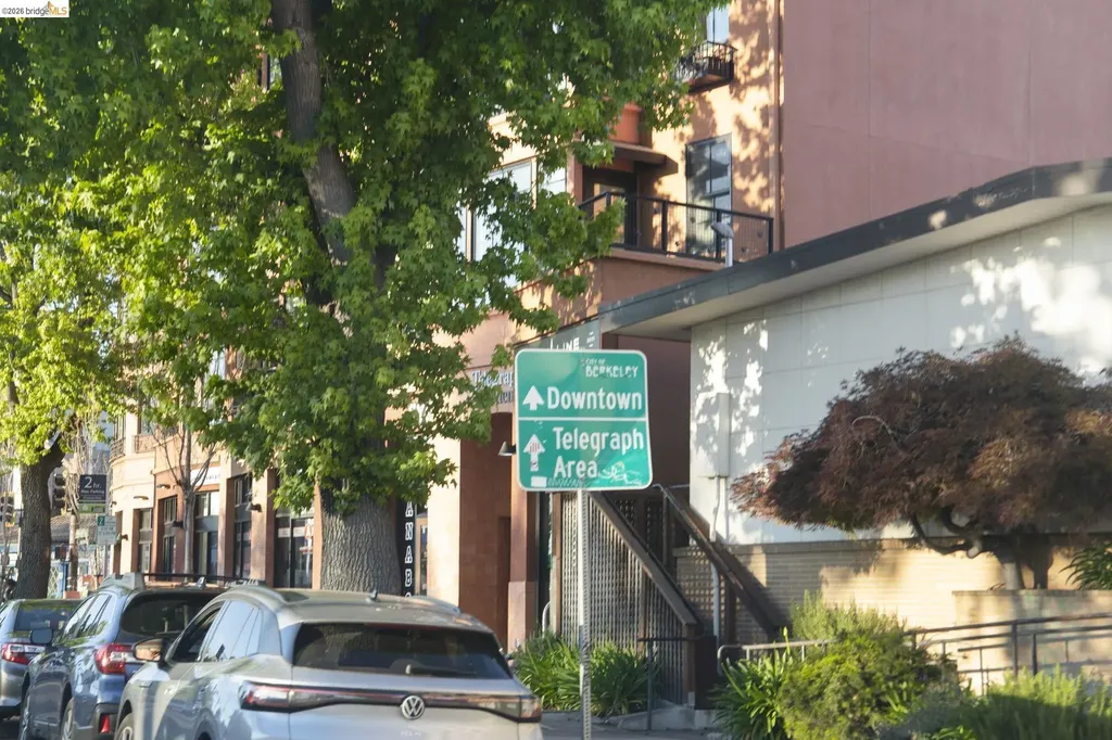 6437 Telegraph Avenue Oakland CA 94609