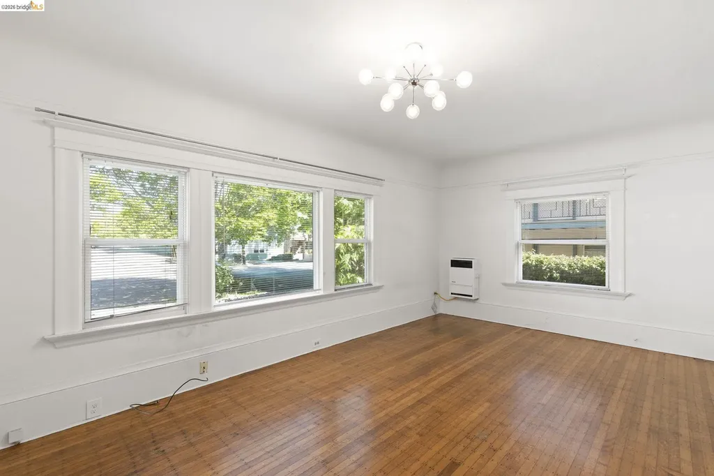 6437 Telegraph Avenue Oakland CA 94609