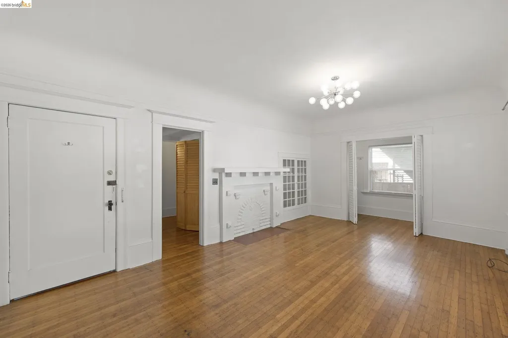 6437 Telegraph Avenue Oakland CA 94609