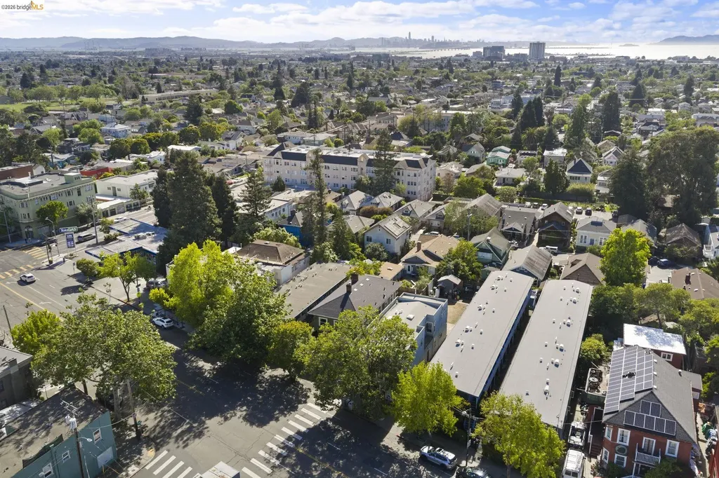 6437 Telegraph Avenue Oakland CA 94609
