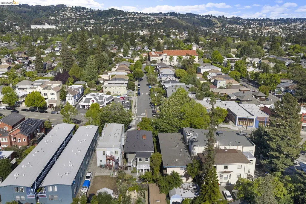 6437 Telegraph Avenue Oakland CA 94609