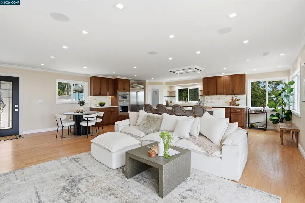 8640 Terrace El Cerrito CA 94530