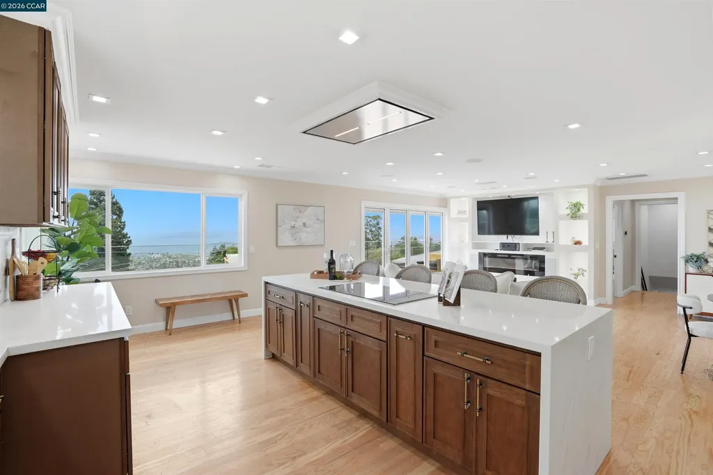8640 Terrace El Cerrito CA 94530