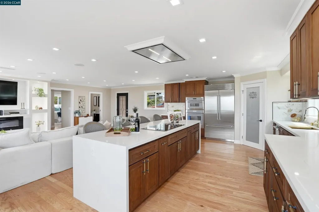 8640 Terrace El Cerrito CA 94530
