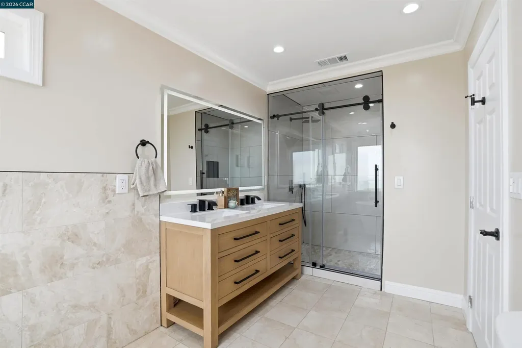 8640 Terrace El Cerrito CA 94530