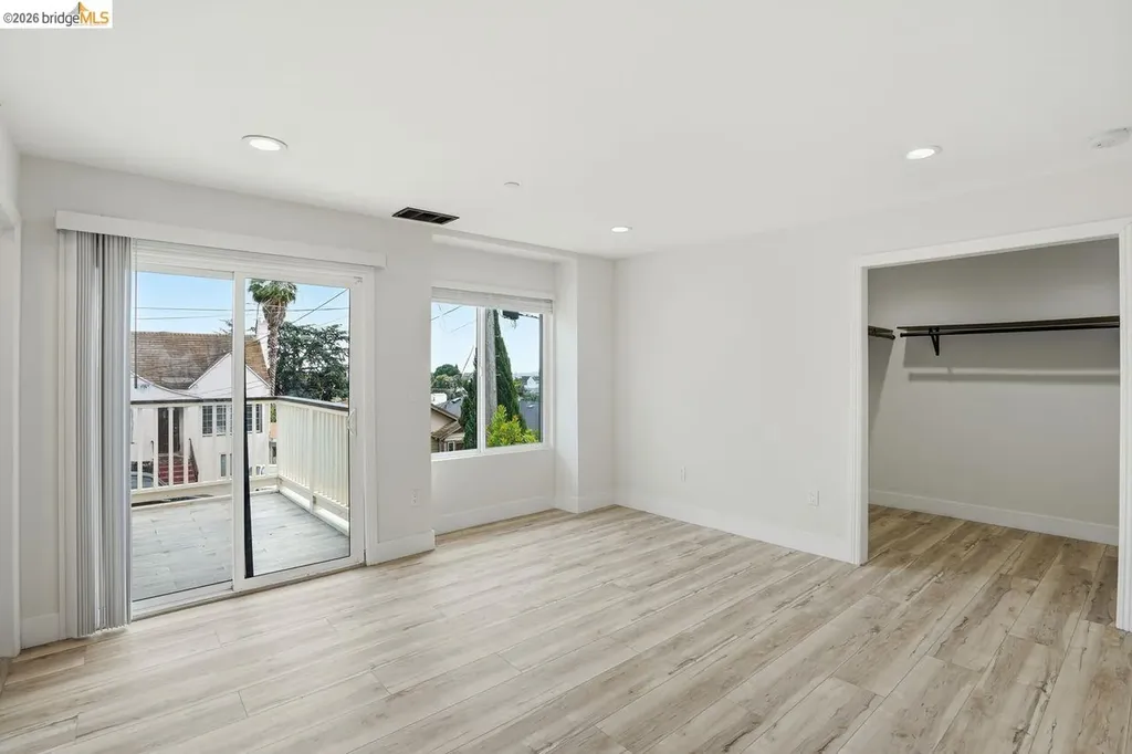 2469 Potter Street Oakland CA 94601