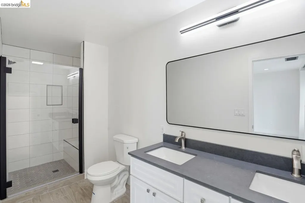 2469 Potter Street Oakland CA 94601