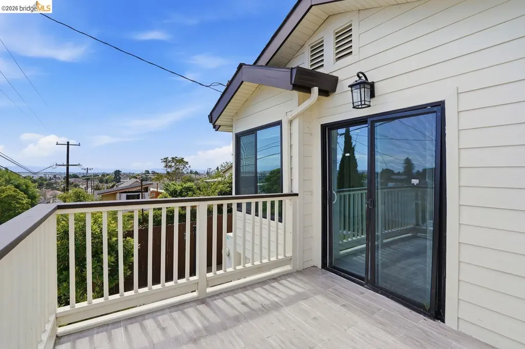 2469 Potter Street Oakland CA 94601