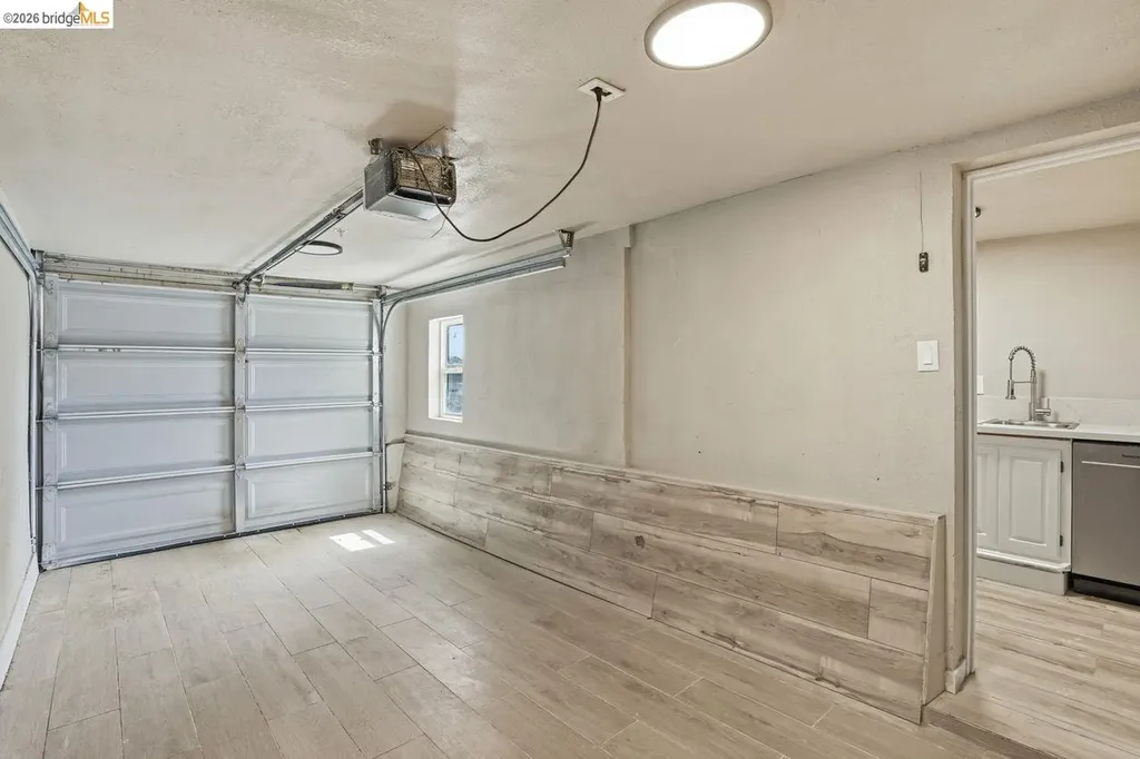 2469 Potter Street Oakland CA 94601