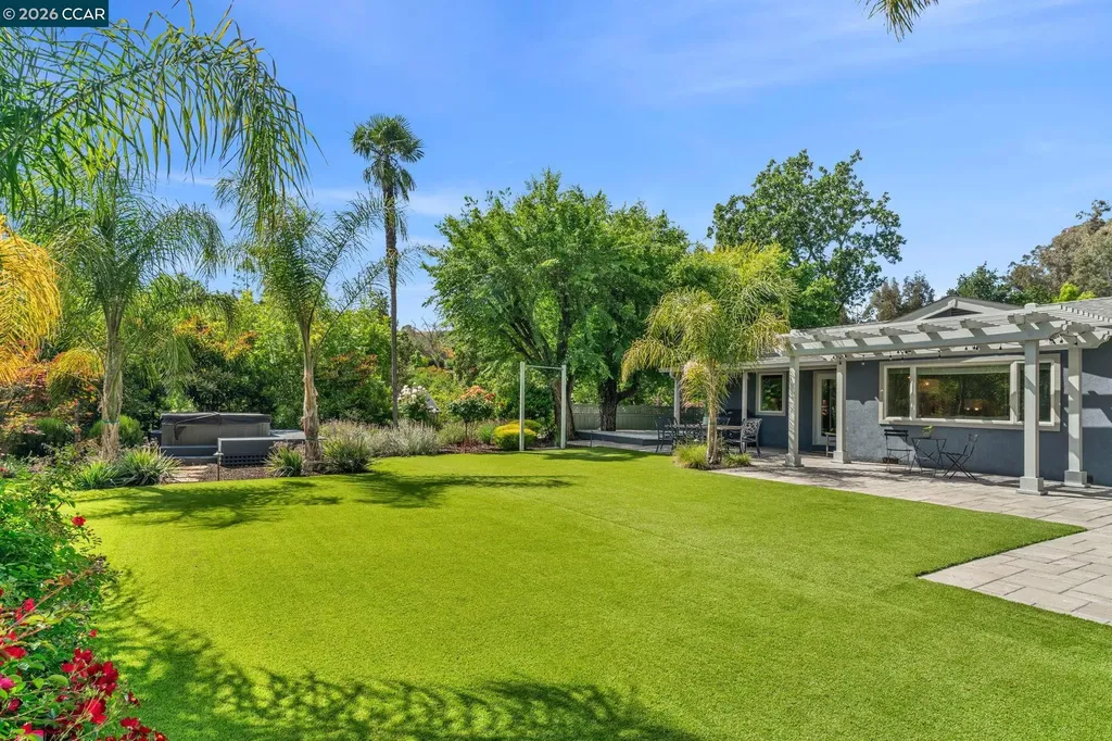 9 Julianne Court Walnut Creek CA 94595