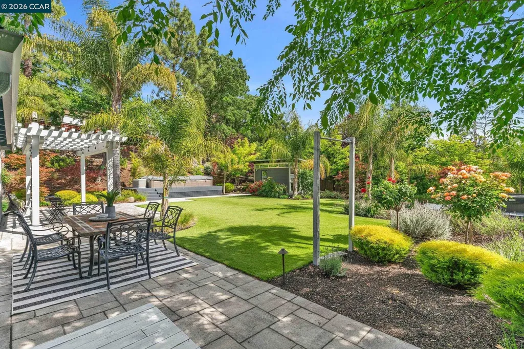 9 Julianne Court Walnut Creek CA 94595
