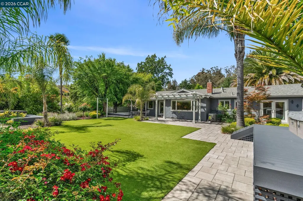 9 Julianne Court Walnut Creek CA 94595