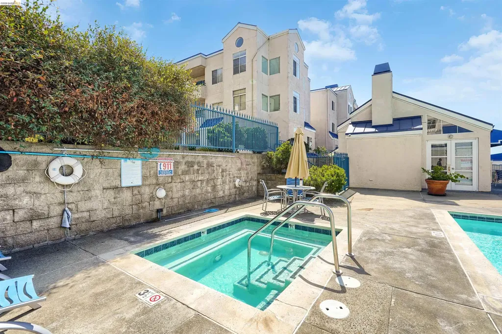 535 Pierce Street Albany CA 94706